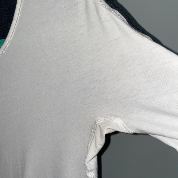 Lululemon Devotion Tee Training Short Sleeve Tee Shirt Size 6 - Picture 5 of 11